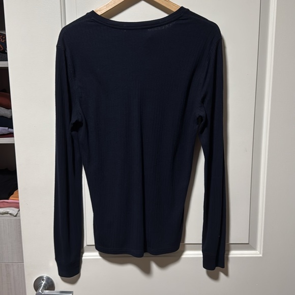 Vince coastal blue viscose/polyester ribbed LS Henley size small - Picture 5 of 5